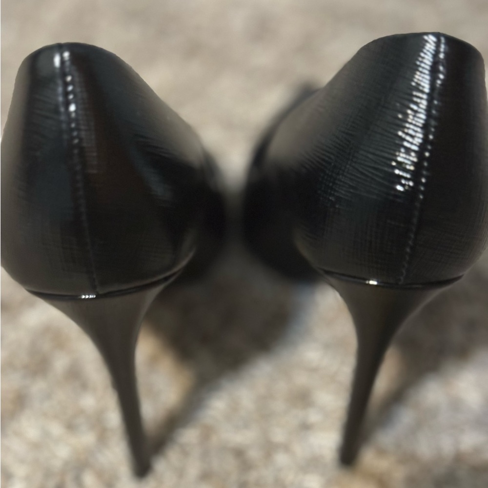 PRADA  patent-leather stiletto pumps NWOT - Picture 5 of 16